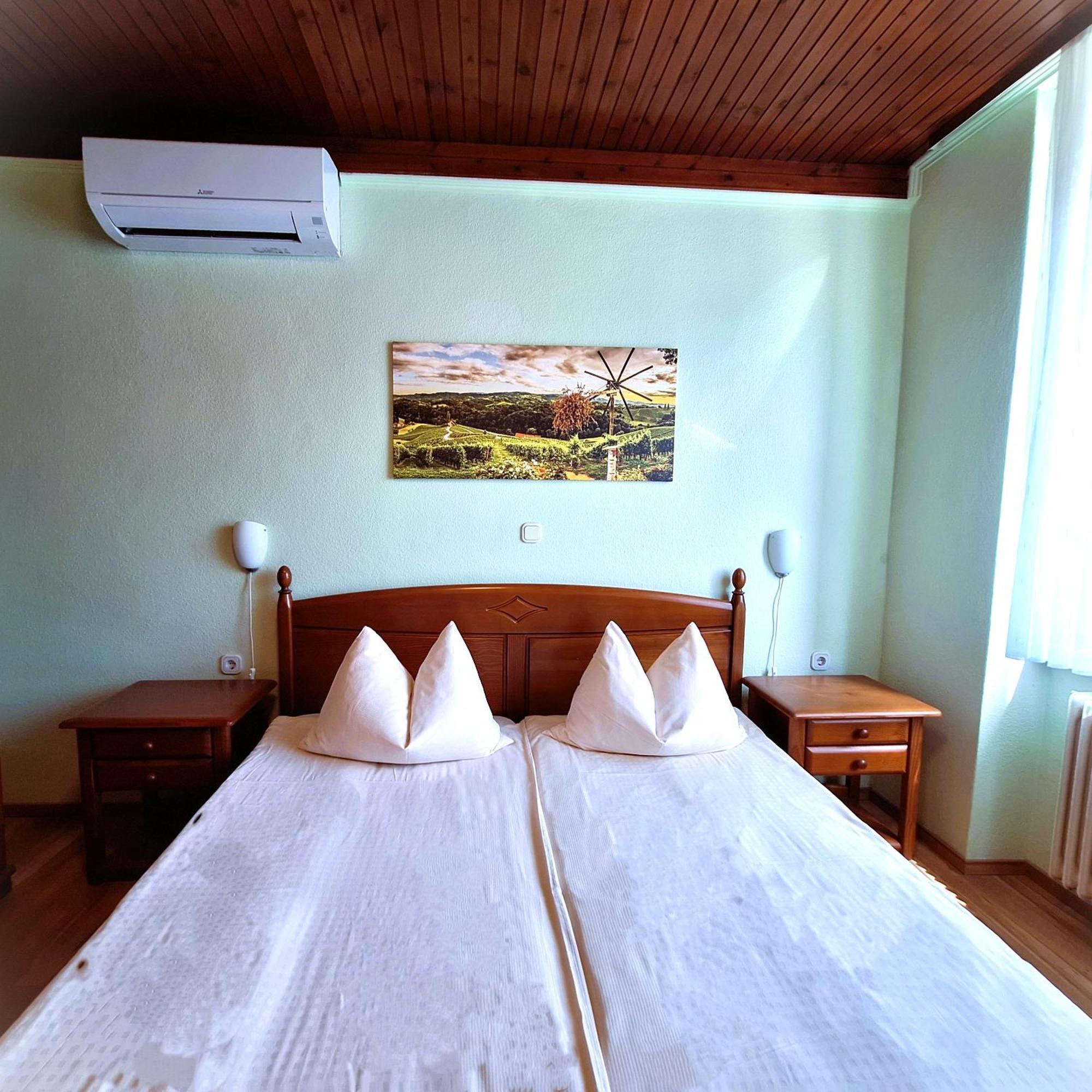 Penzion Gostisce Lesjak Orehova vas Exterior foto